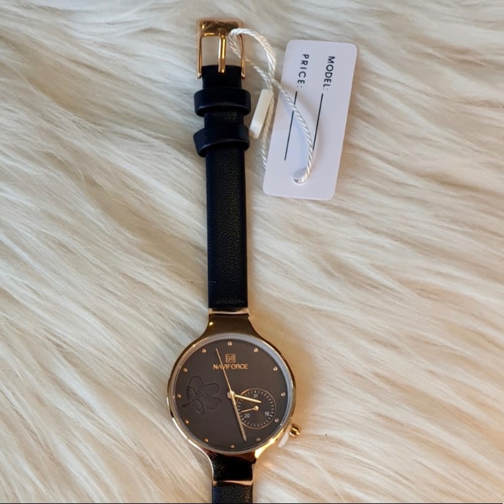 🌹Beautiful Watch  For Women 🌹💋❤️